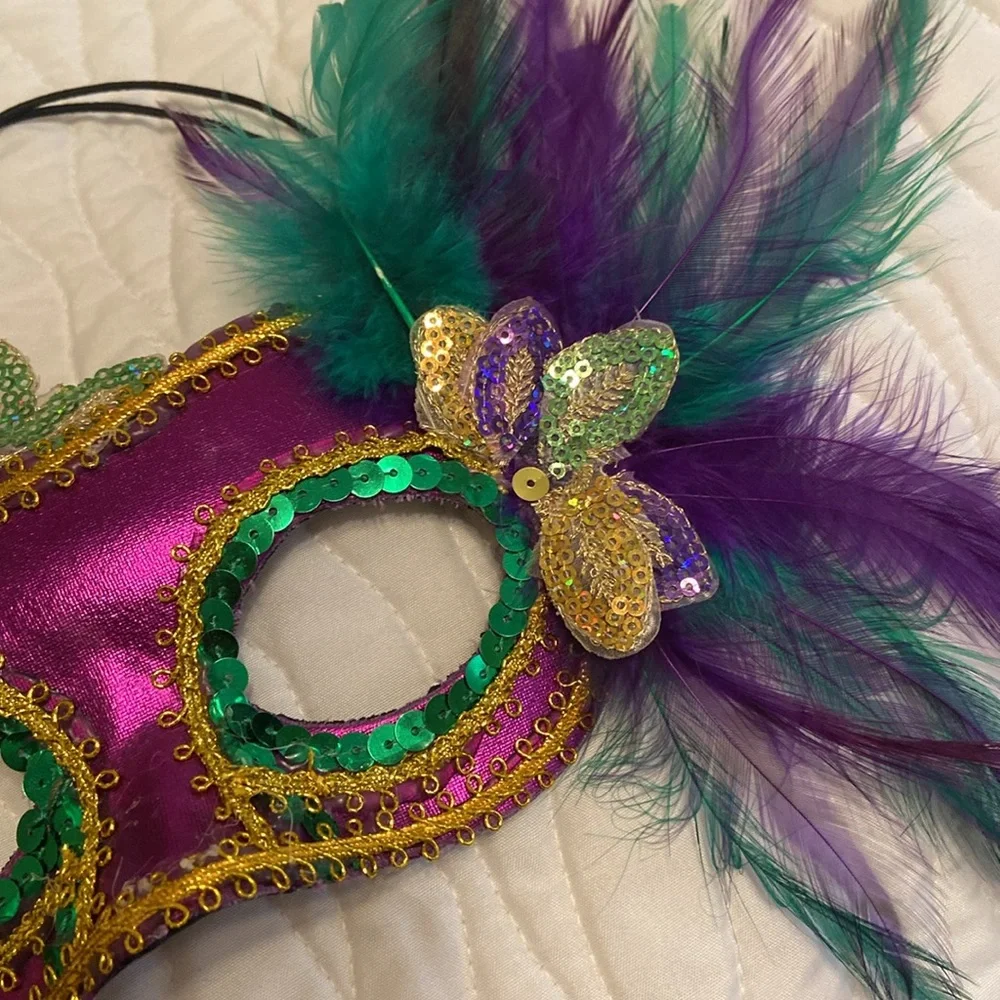 Mardi Gras Mask